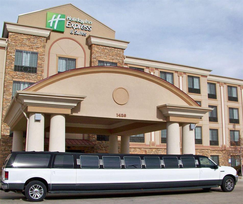 Holiday Inn Express Hotel & Suites Fort Collins By Ihg Exterior foto