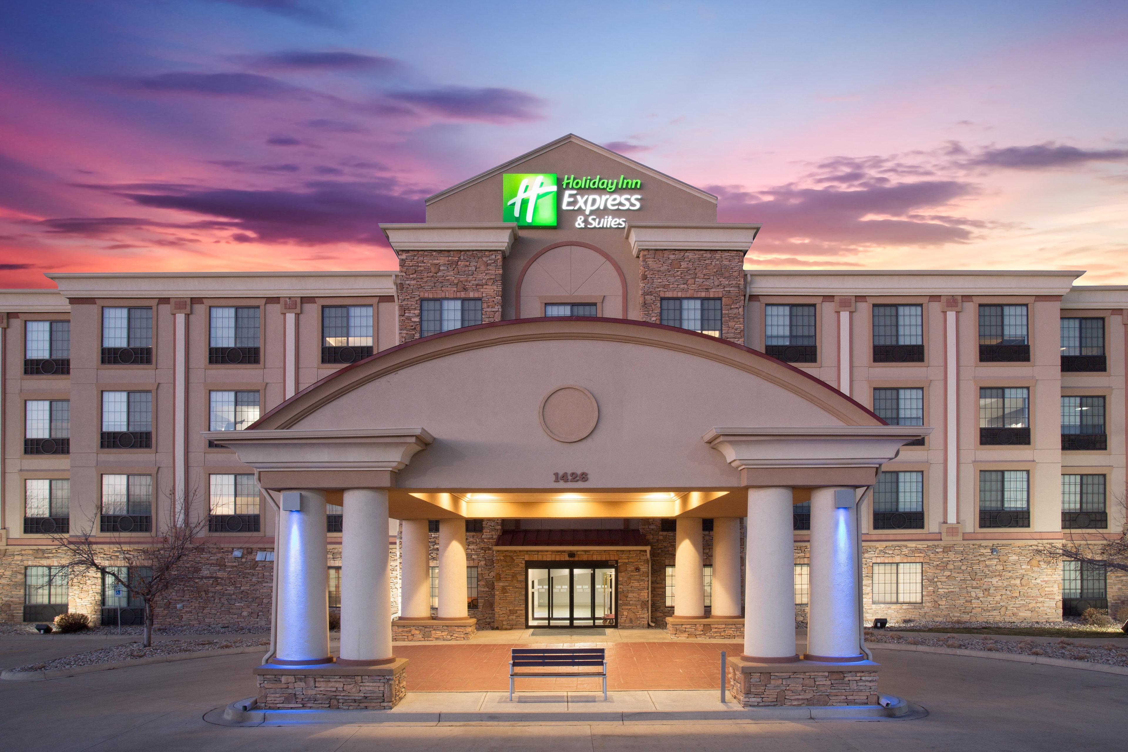 Holiday Inn Express Hotel & Suites Fort Collins By Ihg Exterior foto