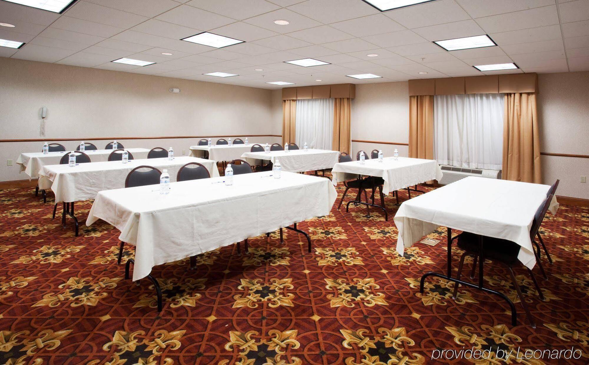 Holiday Inn Express Hotel & Suites Fort Collins By Ihg Exterior foto